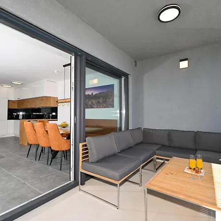 Penthouse Bluesky Okrug Gornji