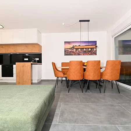 Penthouse Bluesky Appartement Okrug Gornji