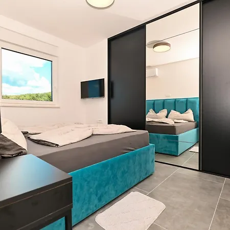 Appartement Penthouse Bluesky Okrug Gornji
