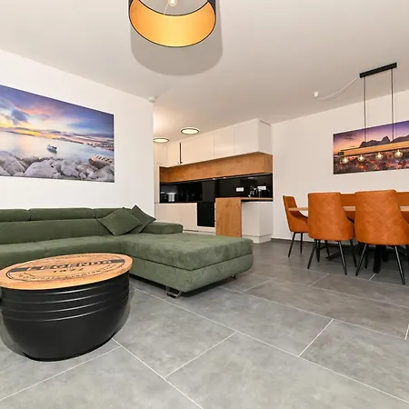 Appartement Penthouse Bluesky *