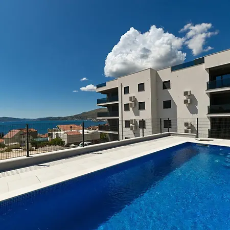 Appartement Penthouse Bluesky *