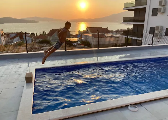 Penthouse Bluesky Okrug Gornji