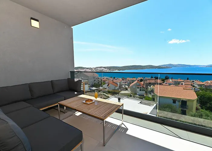 Διαμέρισμα Penthouse Bluesky *